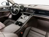 Usata Porsche Panamera 354 CV (260 kW) 2025 Verde Utilitaria