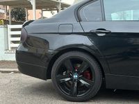 Usata BMW 318 122 CV (89 kW) 2005 Nero Berlina