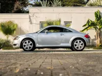 Begagnad Audi TT 224 HK (164 kW) 1999 Silver Sportkupé