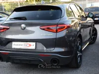 Usata Alfa Romeo Stelvio Veloce 209 CV (153 kW) 2021 Grigio SUV