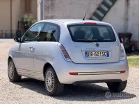Usata Lancia Ypsilon 60 CV (44 kW) 2008 Grigio Utilitaria