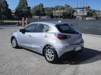 Usata Mazda 2 Evolve 105 CV (77 kW) 2017 Grigio Utilitaria