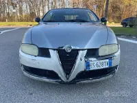 Usata Alfa Romeo GT 150 CV (110 kW) 2005 Grigio Coupé