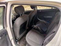 Usata Hyundai i20 90 CV (66 kW) 2012 Bianco Utilitaria