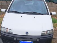 usata Fiat Punto 1.2i con impianto a Metano