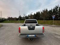 Usata Nissan Navara 174 CV (127 kW) 2007 Grigio Pick-up