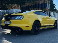 Usata Ford Mustang Fastback 317 CV (233 kW) 2016 Giallo Coupé