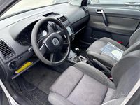 Usata VW Polo Trendline 75 CV (55 kW) 2003 Grigio Berlina