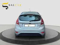Usata Ford Fiesta 82 CV (60 kW) 2012 Argento Utilitaria