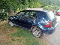 Usata VW Golf IV Comfortline 105 CV (77 kW) 2002 Bluazzurro Utilitaria