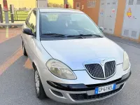 Usata Lancia Ypsilon 60 CV (44 kW) 2008 Grigio Utilitaria
