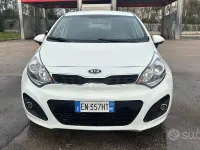 Usata Kia Rio 90 CV (66 kW) 2012 Bianco Berlina