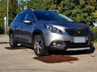 Usata Peugeot 2008 102 CV (75 kW) 2019 Bluazzurro SUV