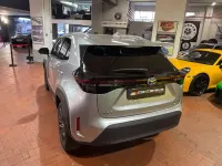 Usata Toyota Yaris Cross 92 CV (67 kW) 2022 Argento SUV