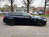 Usata BMW 530 Comfort Edition 245 CV (180 kW) 2011 Blu Station wagon