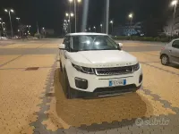 Usata Land Rover Range Rover evoque 150 CV (110 kW) 2018 Bianco Station wagon