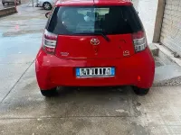 Usata Toyota iQ 68 CV (50 kW) 2010 Rosso Utilitaria