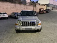 Usata Jeep Cherokee 205 CV (150 kW) 2006 Grigio SUV