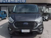 Usata Ford Tourneo Titanium 150 CV (110 kW) 2023 Grigio metallizzato