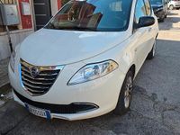 Usata Lancia Ypsilon 80 CV (58 kW) 2013 Bianco Utilitaria