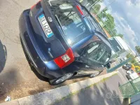 Usata Kia Carens 140 CV (102 kW) 2009 Blu Monovolume