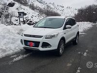 Usata Ford Kuga Titanium 150 CV (110 kW) 2016 Bianco SUV