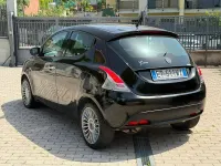 Usata Lancia Ypsilon 69 CV (50 kW) 2014 Nero Utilitaria