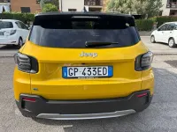 Usata Jeep Avenger EV 61 kW (84 CV) 2023 Oro SUV