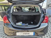 Usata Opel Corsa 90 CV (66 kW) 2016 Nero Utilitaria