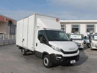 Usata Iveco 35.12 115 CV (84 kW) 2018 Bianco Furgone