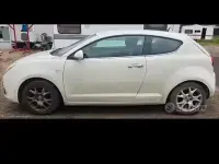 Usata Alfa Romeo MiTo 120 CV (88 kW) 2010 Bianco Utilitaria