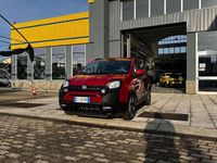 Usata Fiat Panda 69 CV (50 kW) 2025 Rosso passione (pastello) Utilitaria