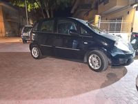 Usata Lancia Musa 2011 Blu Monovolume