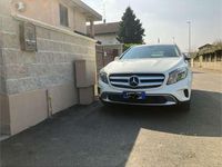 Usata Mercedes GLA180 109 CV (80 kW) 2015 Bianco SUV