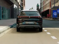 Nuova VW T-Roc Style 150 CV (110 kW) 2026 Grenadill black metallizzato SUV