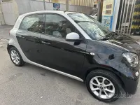Usata Smart ForFour Passion 71 CV (52 kW) 2015 Nero Utilitaria