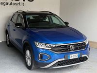 Usata VW T-Roc Life 150 CV (110 kW) 2023 Grigio SUV