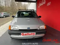 Usata Ford Fiesta 53 CV (38 kW) 1990 Argento Utilitaria