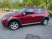 Brugt Dacia Sandero Stepway 90 HK (66 kW) 2010 Rød Sedan