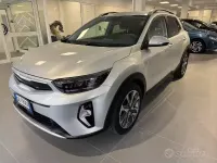 Usata Kia Stonic Style 100 CV (73 kW) 2024 Grigio SUV