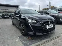 Usata Peugeot 208 Allure 101 CV (74 kW) 2021 Nero Utilitaria