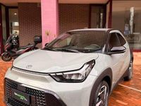 Nuova Toyota Aygo X Premium 136 CV (100 kW) 2026 Tarragon green SUV