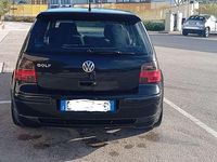 Usata VW Golf IV Highline 105 CV (77 kW) 2003 Nero Berlina