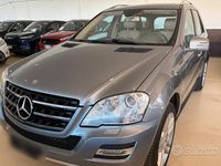 Usata Mercedes ML350 231 CV (169 kW) 2011 Grigio SUV