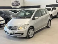 Usata Mercedes A180 Avantgarde 109 CV (80 kW) 2012 Argento Berlina
