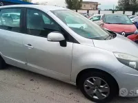 Usata Renault Scenic E-Tech 110 CV (80 kW) 2011 Arancione Monovolume