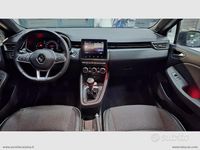 Usata Renault Clio V Intens 101 CV (74 kW) 2021 Grigio Berlina