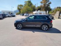 Usata VW Tiguan R-line 116 CV (85 kW) 2018 Nero SUV