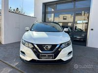 Usata Nissan Qashqai N-Connecta 110 CV (80 kW) 2018 Bianco SUV