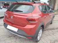 Usata Dacia Sandero Comfort 91 CV (66 kW) 2022 Rosso Berlina